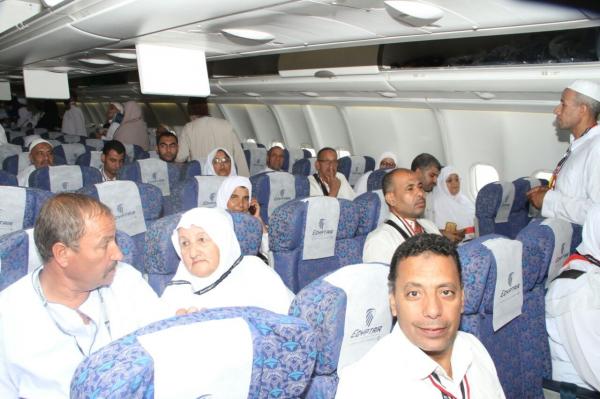 معتمرين مصريين 